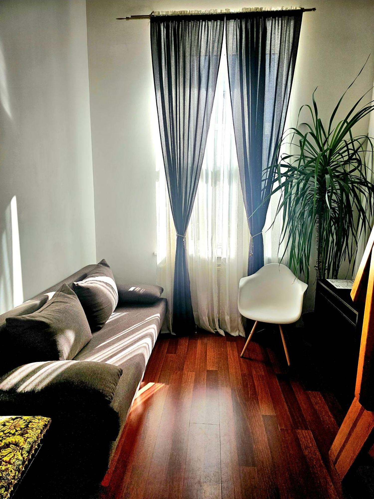 אודסה Hotel Reno On Deribasovskaya מראה חיצוני תמונה